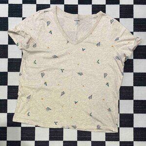 Old Navy Women's Christmas V-Neck Short Sleeve T-Shirt